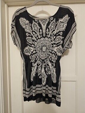 Black & White Mandala-Print Women's Tunic